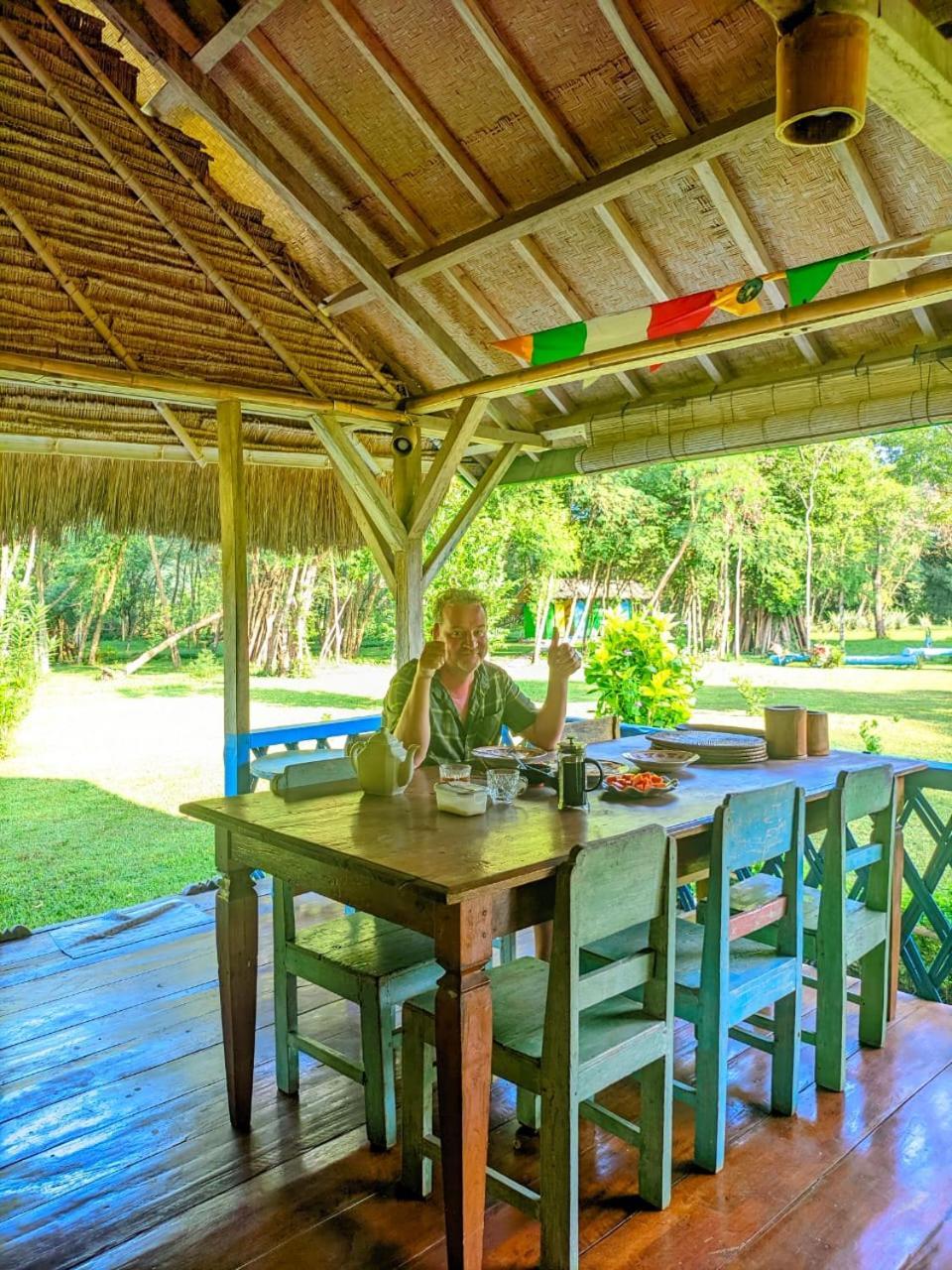 Bed and Breakfast 4 Pohon - Les 4 Arbres Pandang Экстерьер фото