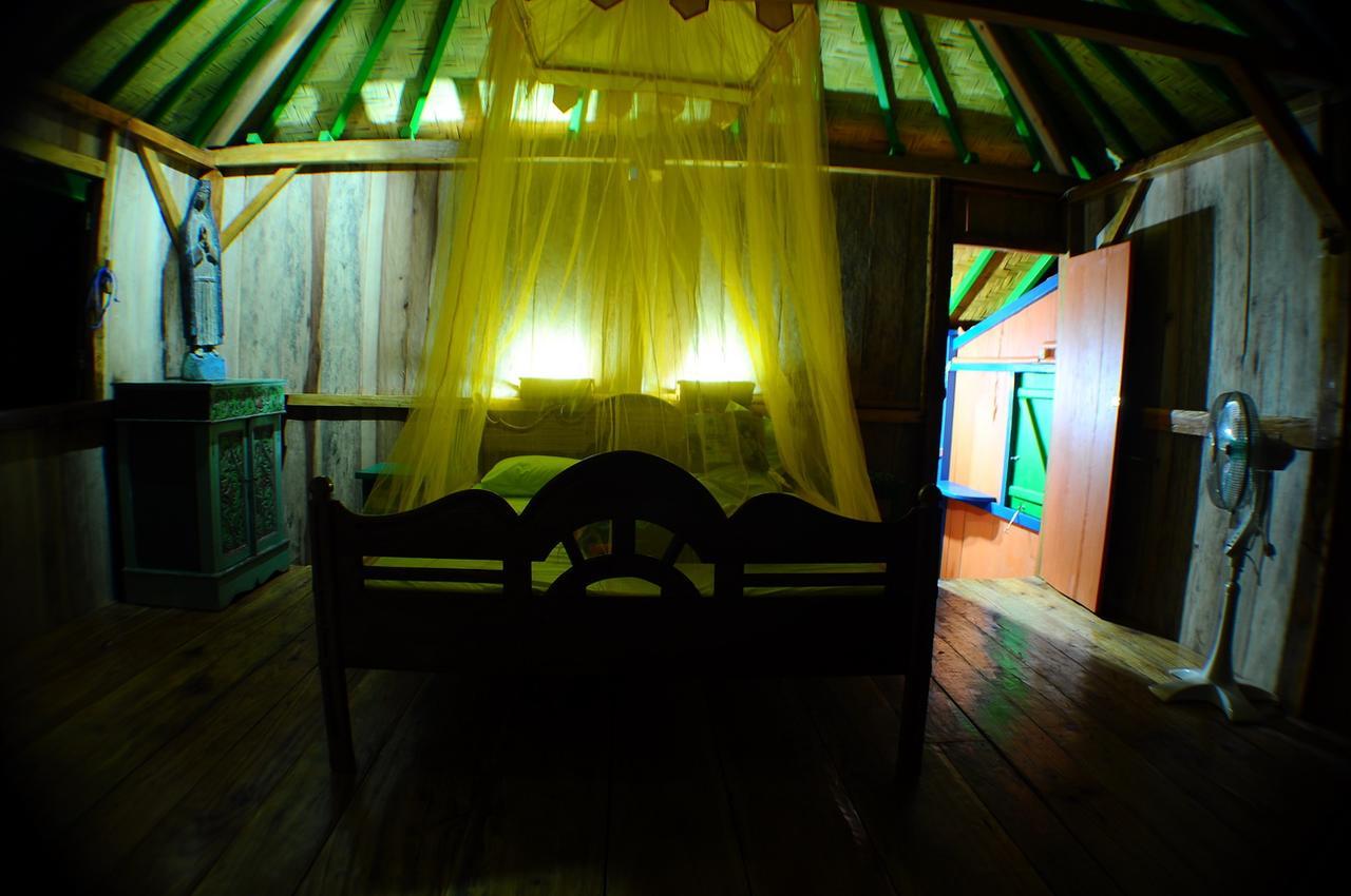 Bed and Breakfast 4 Pohon - Les 4 Arbres Pandang Экстерьер фото